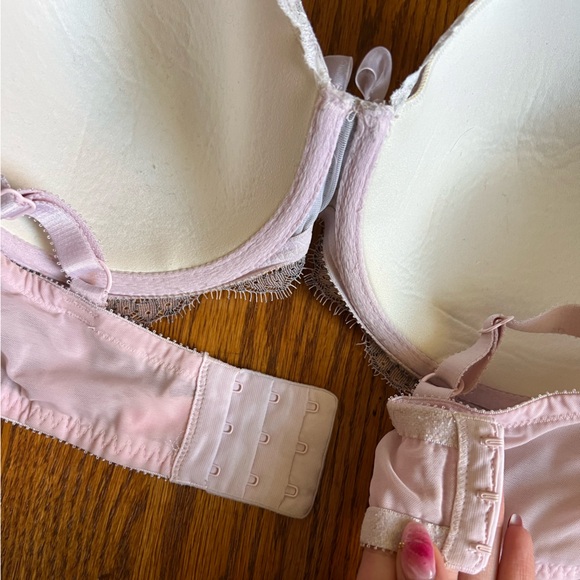 ▫️VICTORIA’S SECRET: Women’s 38D, pale pink & white w/mini gems lace push-up bra - Picture 13 of 14